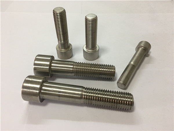 hastelloy c-276 (2.4819) din912 śruby z łbem walcowym